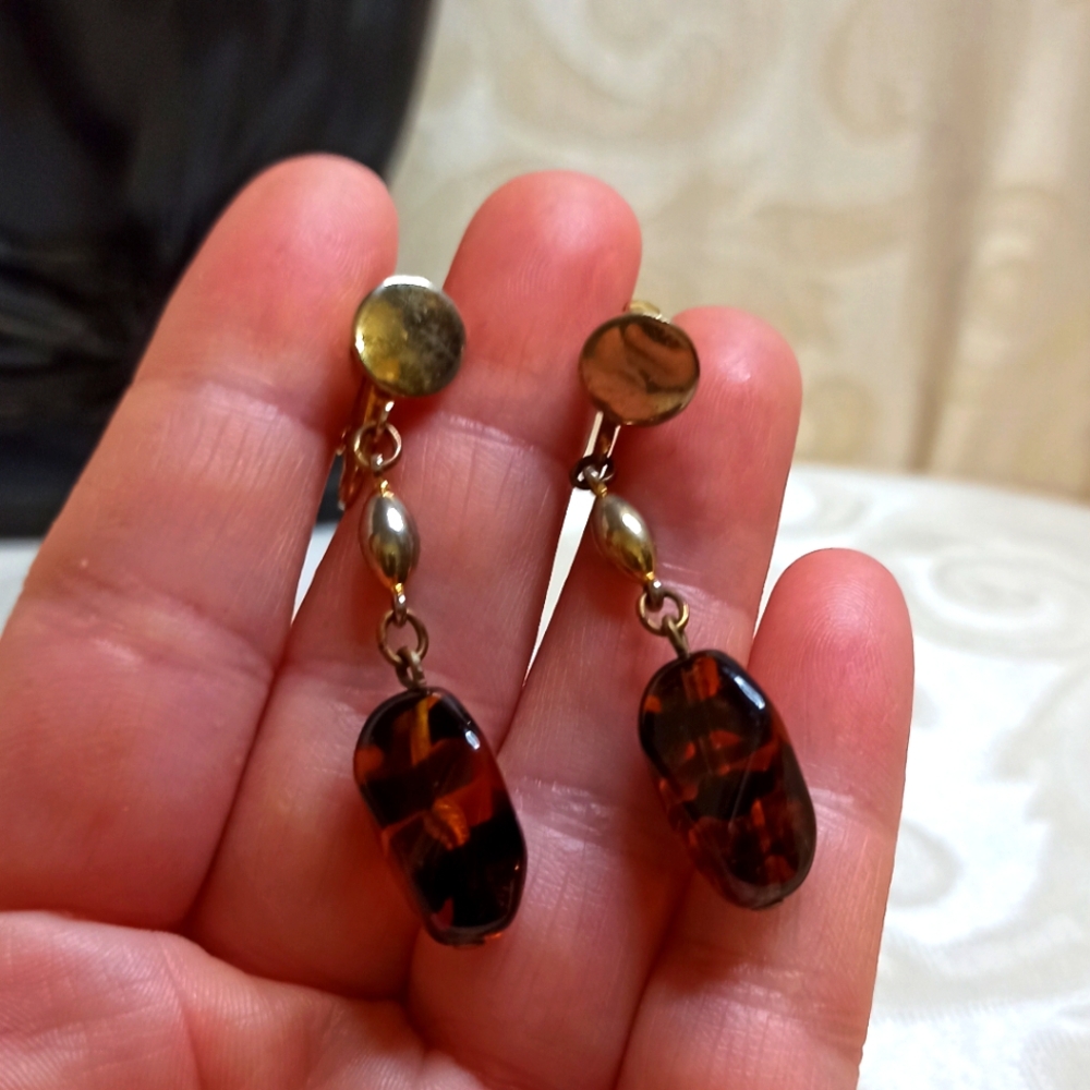 Vintage 50s Gold and Brown Dangle Earrings with Striking Design